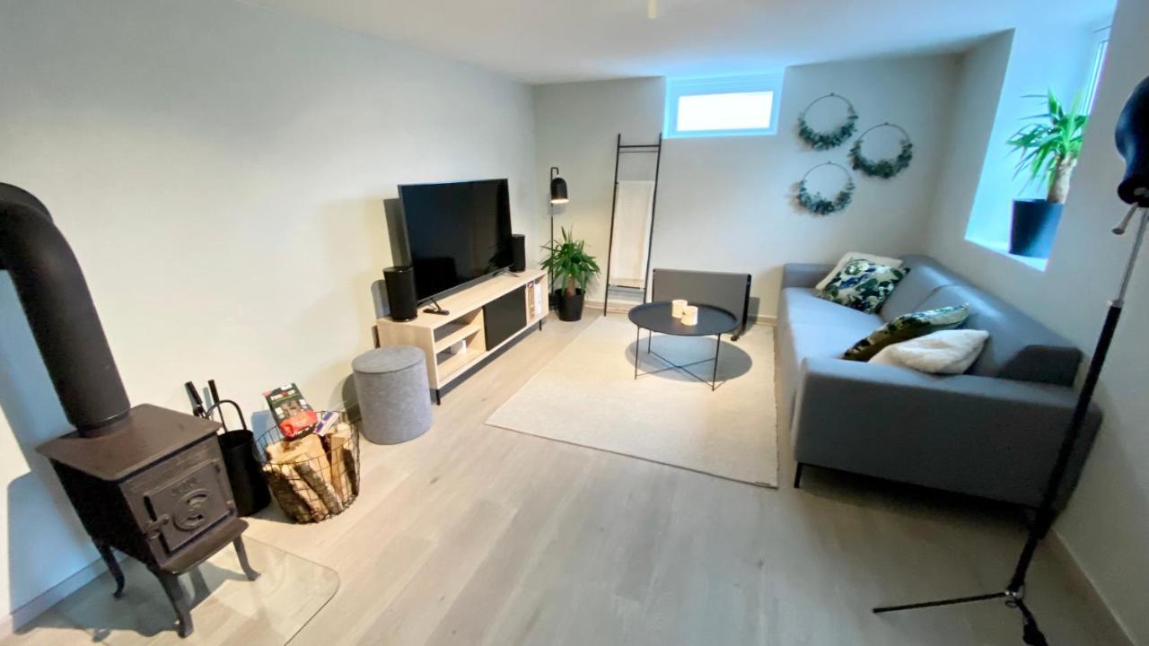 Two Bedroom Apartment Near The City Centre. Tromsø Kültér fotó